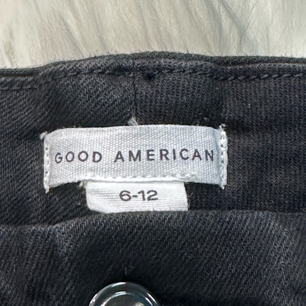 NWT Good American Petite Skinny Jeans in Black Size 6-12 - Picture 8 of 10